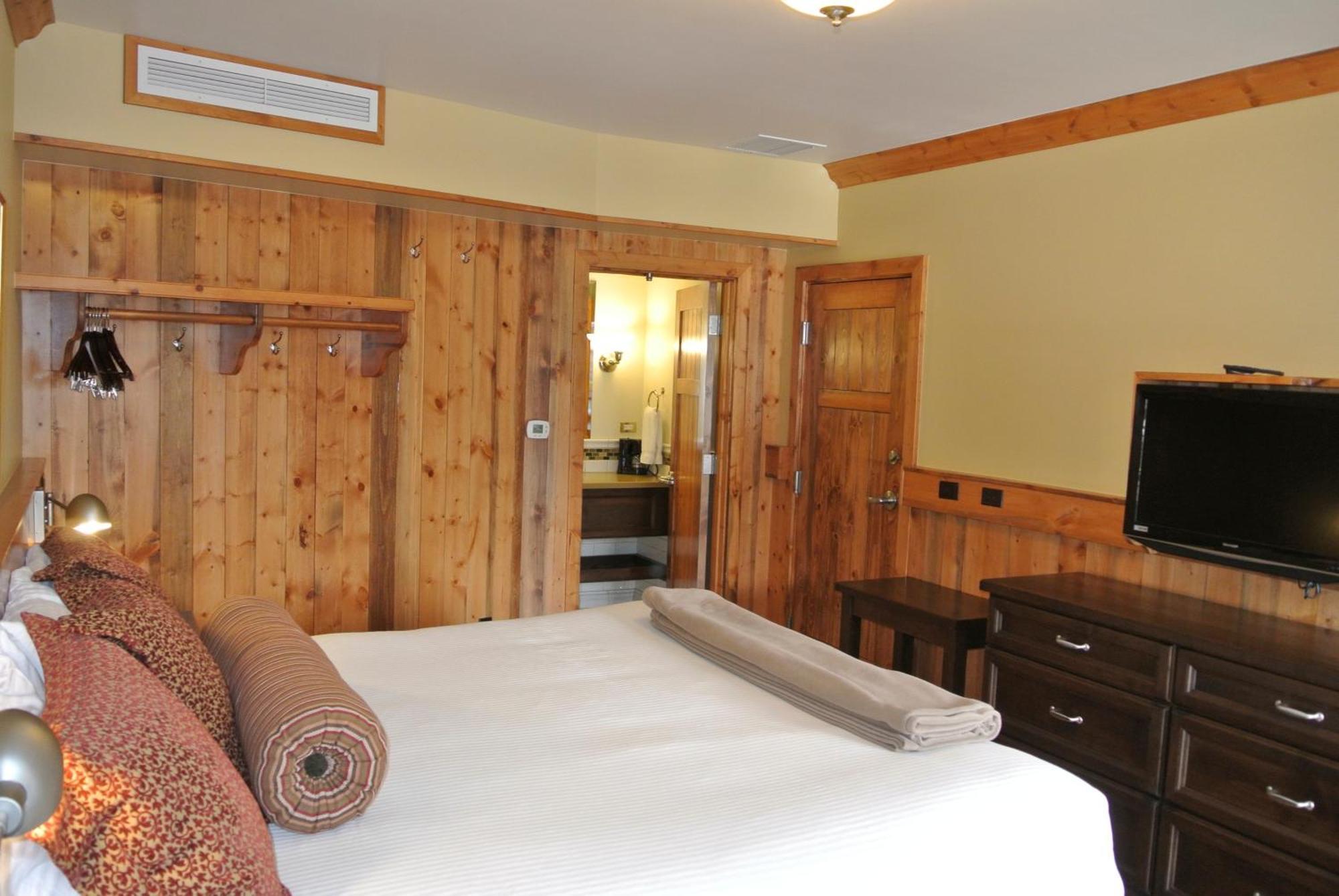 The Green Bridge Inn Red Cliff Номер фото