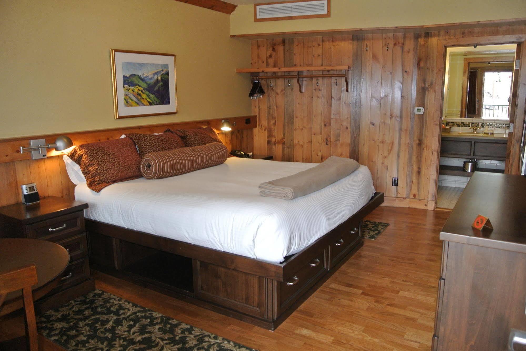 The Green Bridge Inn Red Cliff Экстерьер фото